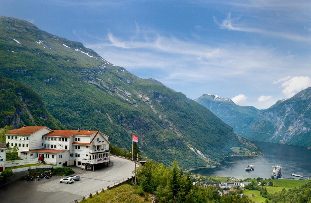 Hotel Utsikten - By Classic Norway Hotels Geiranger Exterior photo